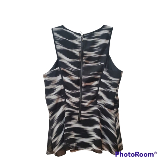 Kensie Peplum black white Top Shirt zippered back size large - Picture 5 of 7